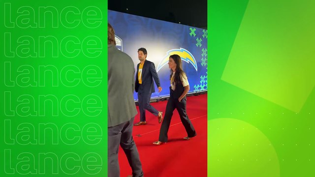 Alexandre Pato marca presença na NFL Brasil na Neo Química Arena