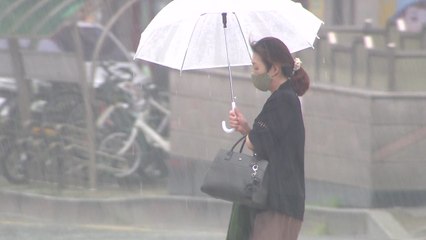 [날씨] 청계천 산책로 출입 통제...늦은 오후부터 서쪽 호우, 최고 100mm↑ / YTN