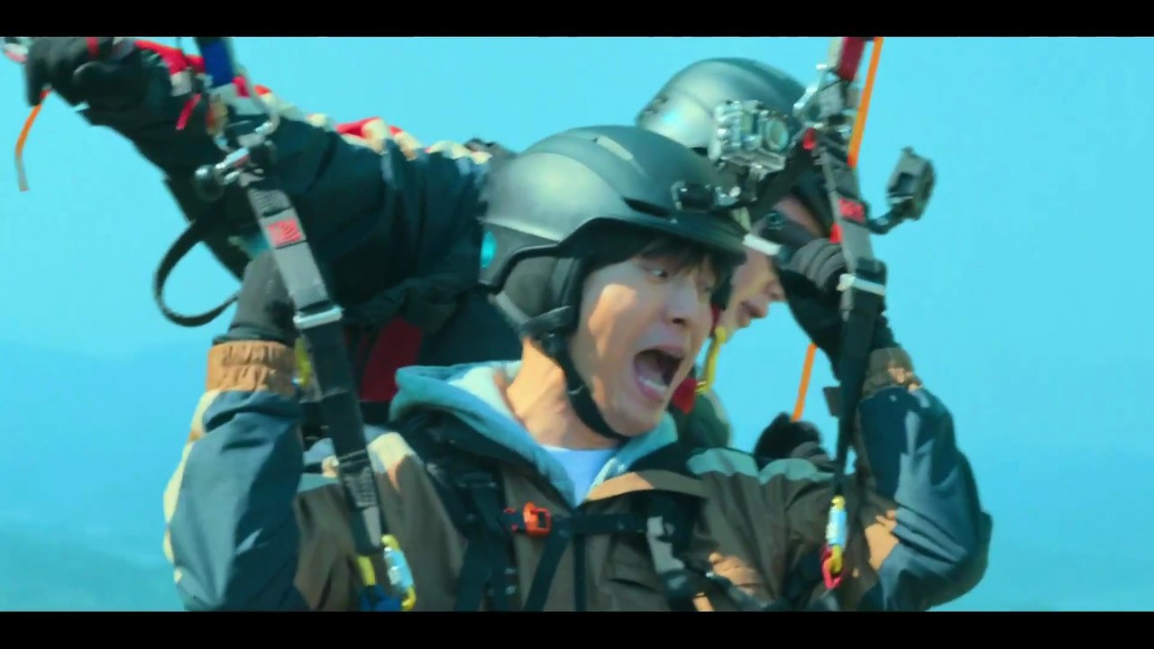 Unmasked - tandem paragliding (part 1)