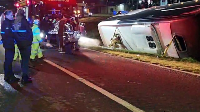 IML recolhe corpo de homem que morreu em grave acidente na BR-277