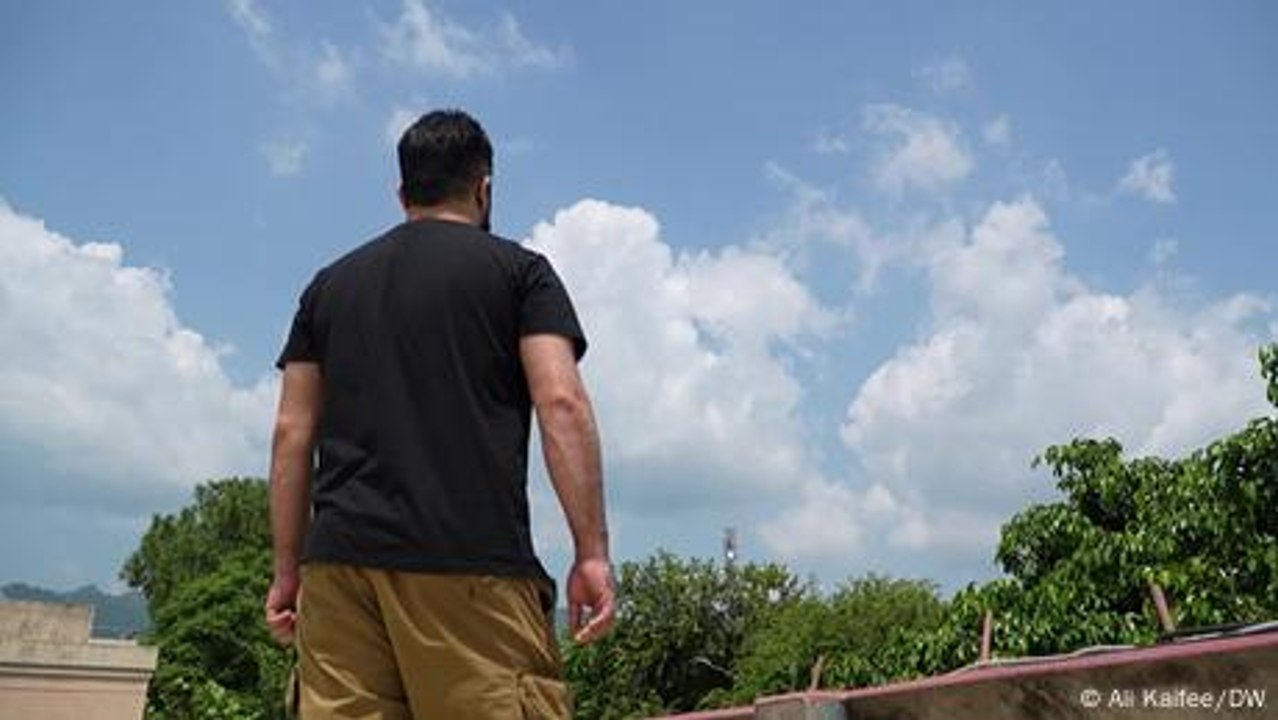 Wie ein Afghane auf die Ausreise nach Deutschland wartet