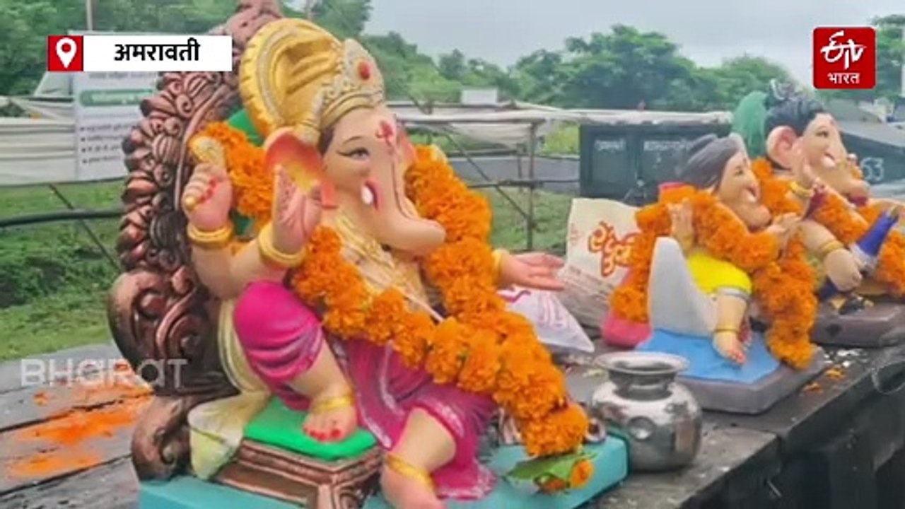 गणपती बाप्पा मोरया, पुढच्या वर्षी लवकर या...; अमरावतीत कृत्रिम तलावात बाप्पांचं विसर्जन