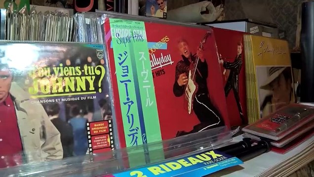 Johnny Hallyday – Hommage à Pontoise : des collectionneurs passionnés (France 3 – 06/12/2017)