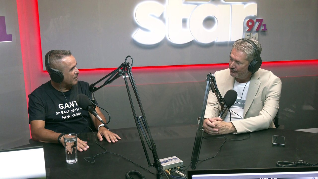 O Πέτρος Κουτσής, Διαιτητής volley - beach volley, στον STARFM