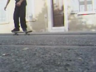 Skate : Flip 180 front