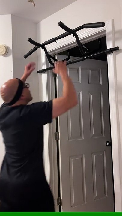 PullUp & Dip Doorway Pullup Bar Preview (Multi-grip Pullup Bar)