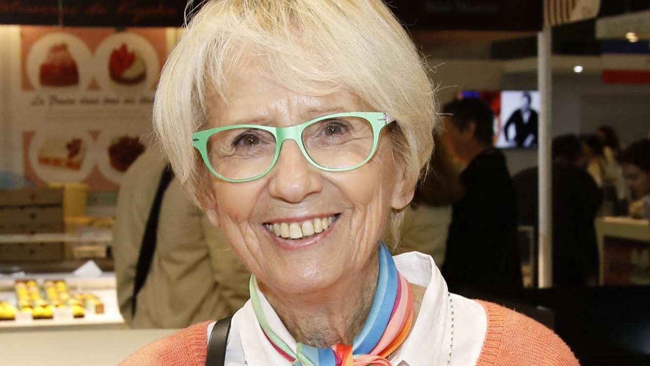 GALA VIDÉO - Mercotte (Le meilleur pâtissier) a 10 petits-enfants : “Je ne suis pas une si bonne grand-mère que ça”