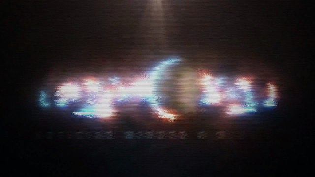 Agente de tránsito en Cali se roba aplausos: ayudó a un hombre en silla de ruedas