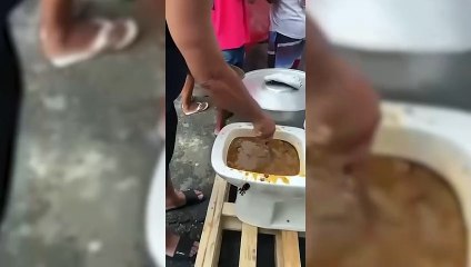 Feijoada inusitada causa mistura de risadas e nojo