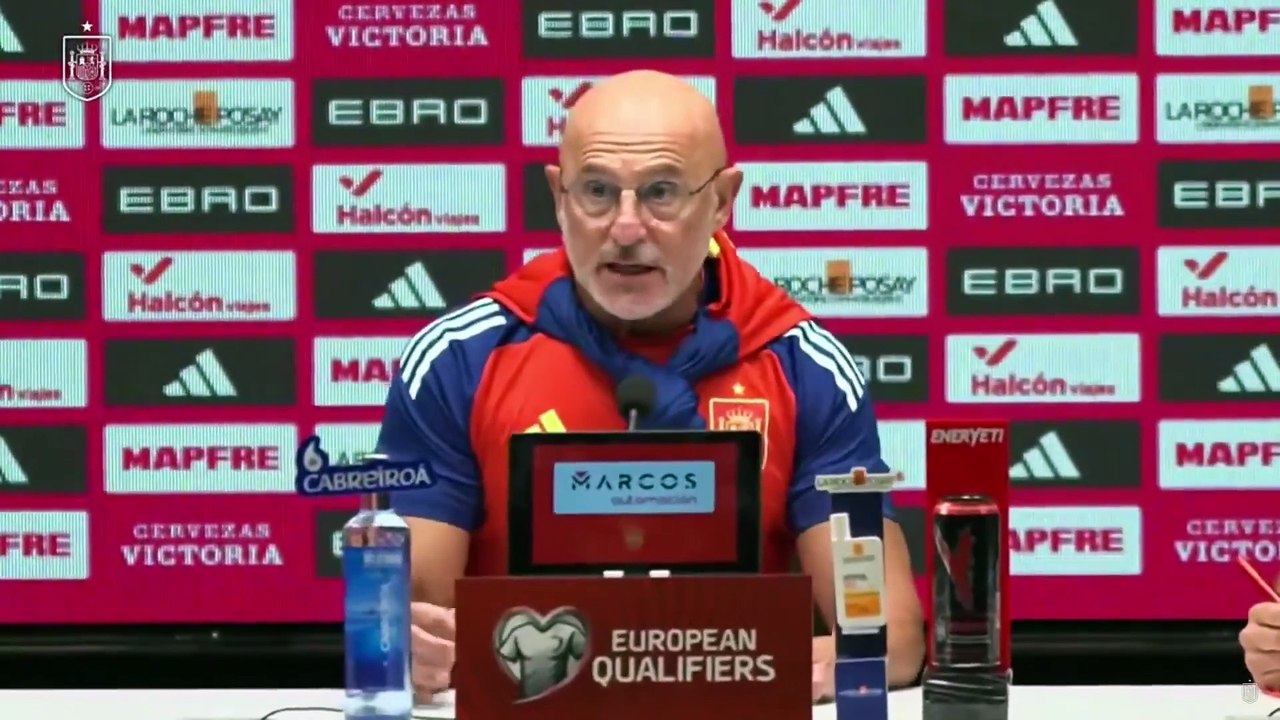 El bonito mensaje de Luis de la Fuente a Luis Enrique antes de empezar la rueda de prensa