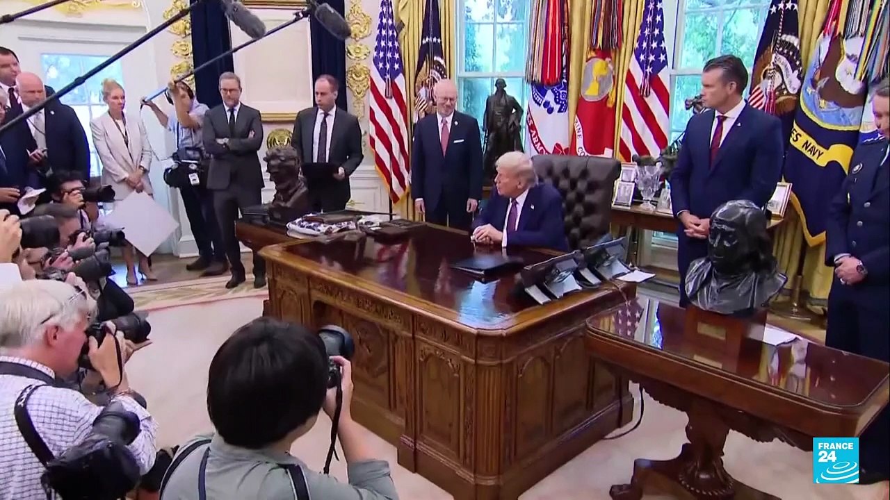 Venezolanos continúan su vida con normalidad mientras aumenta guerra verbal Trump-Maduro