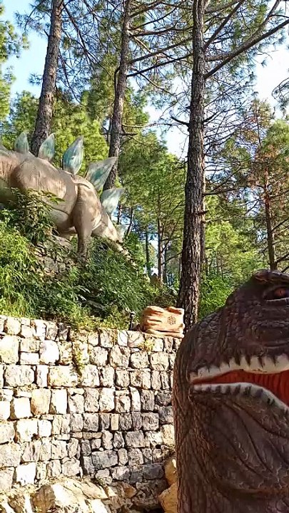 Dino in Jungle