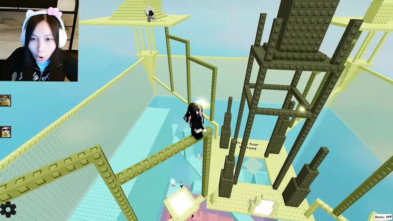 Trying THE MOST CONFUSING TOWER in Roblox_(720P_HD)