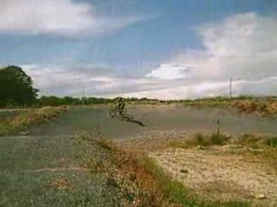 Bmx dirt big jump et race