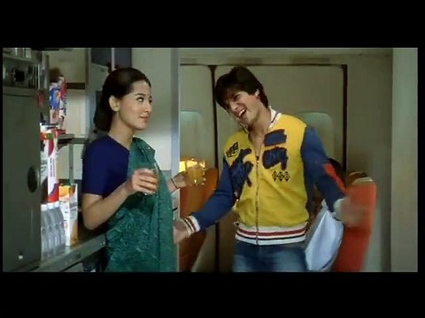 Shahid Kapoor & Amrita Rao in Hamari Shaadi Mein - Vivah