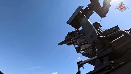 Rusia ataca la sede del Gobierno de Ucrania en un bombardeo que deja al menos dos muertos