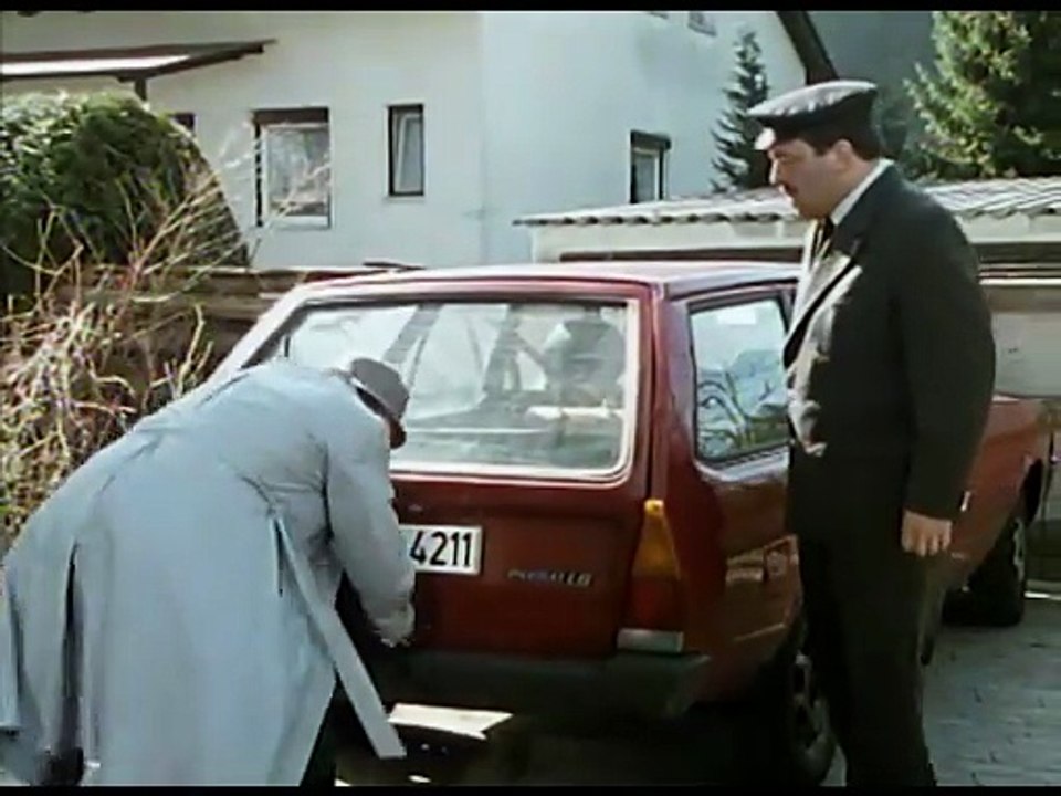 Büro, Büro, E42-Thiemes Sparmaßnahmen