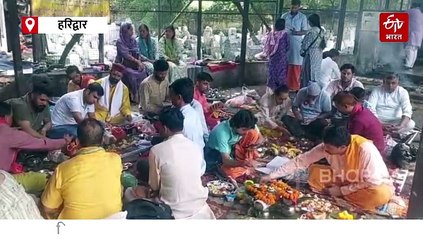 आज से शुरू हुये पितृपक्ष, नारायणी शिला मंदिर में लगा भक्तों का तांता, जानिये इसकी महता