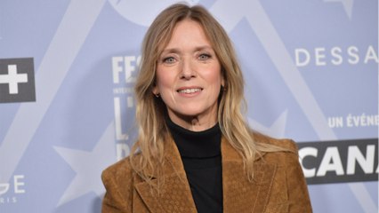 GALA VIDEO - Léa Drucker “bouleversée” par le livre de sa cousine Marie sur leurs grands-parents : “J’ai appris des choses”