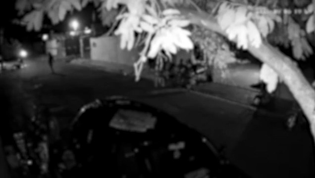 Imagens fortes! Câmera flagra atentado que matou adolescente de 15 anos e deixou irmão ferido
