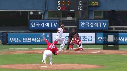 '김광현, 2천 탈삼진' SSG, 선두 LG 꺾고 5연승 / YTN