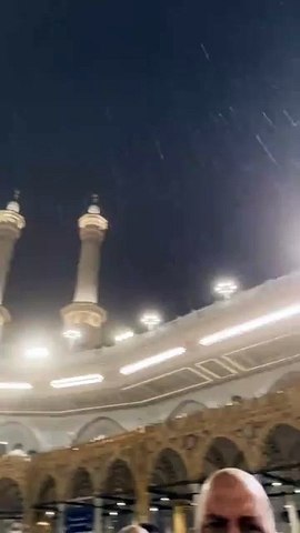 Beautiful seen Makkah rain 🌧 Makkah live barish video status 💯 #shorts