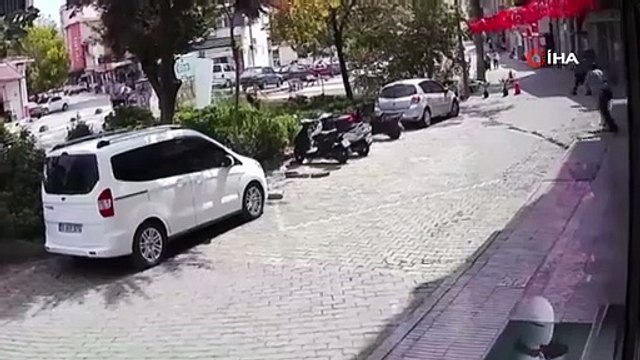 Balıkesir'de deprem anı böyle kaydedildi!