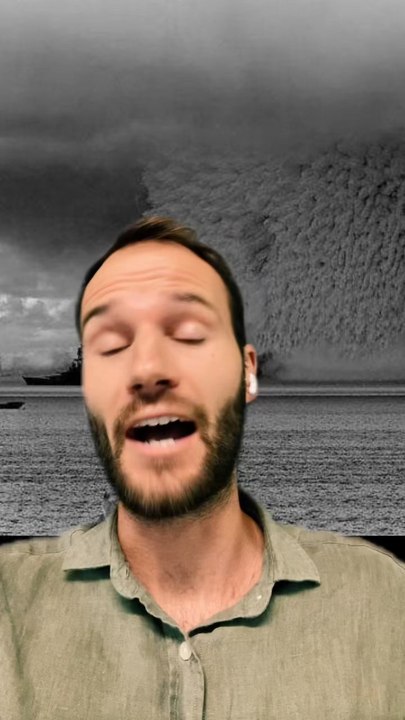 Une BOMBE NUCLÉAIRE sous l’EAU