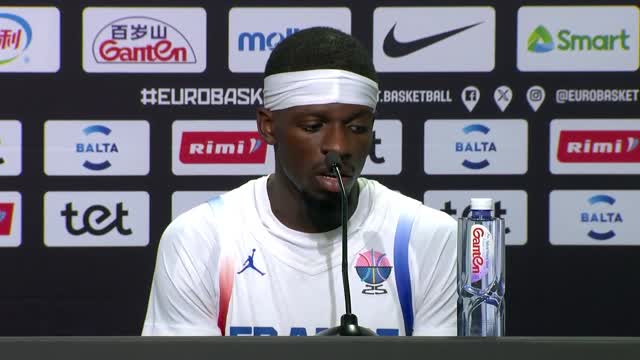 France - Francisco : ''Nous n'aurions pas dû perdre ce match''