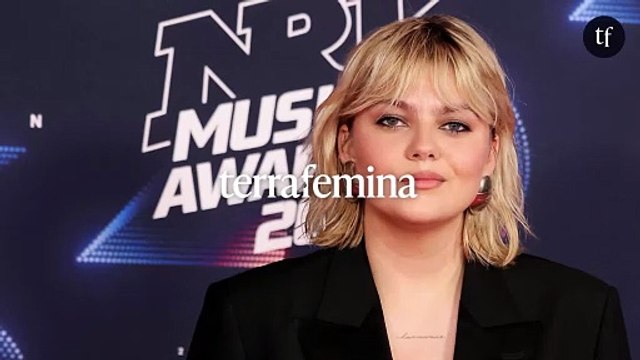 Une bombe atomique , Super sexy : Louane fait grimper la température en corset résille et mini short et affole ses fans