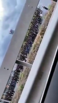 CHP İstanbul İl Başkanlığı önünde hareketli saatler! Yüzlerce çevik kuvvet sevk edildi