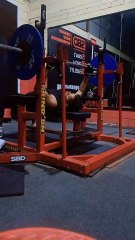 Flat bench press 65kg