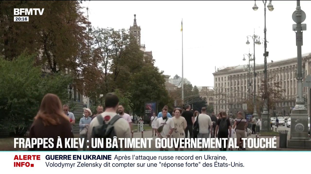Après l'attaque russe record en Ukraine, Volodymyr Zelensky dit compter sur une "réponse forte" des États-Unis