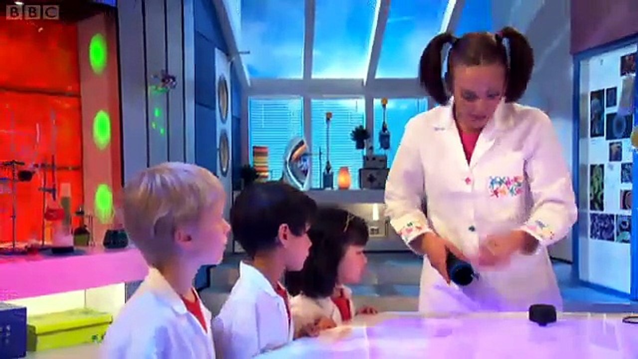 cbeebies-nina-and-the-neurons-in-the-lab-glow-stars-5x23-mp4-video