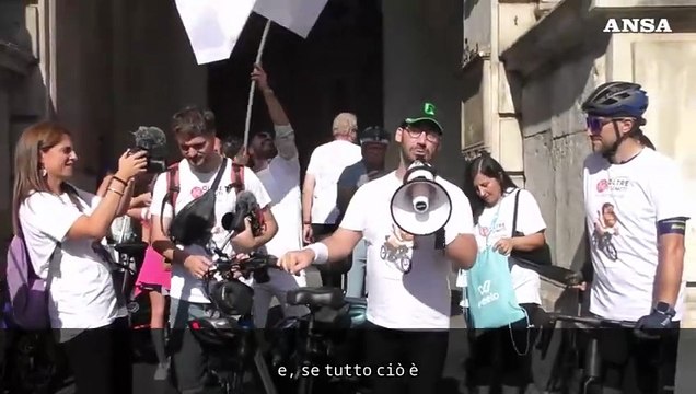 Oltre i limiti , il viaggio di Angelo Catanzaro parte da Torino