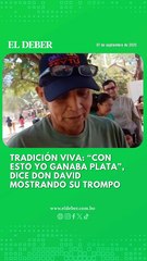 David muestra sus habilidades con el trompo