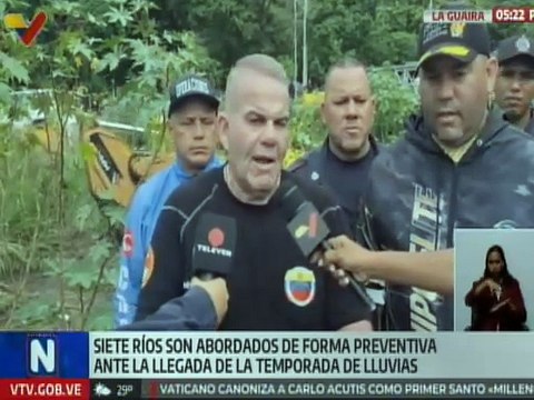 Gobierno nacional realiza trabajos de limpieza de ríos y quebradas en el estado La Guaira