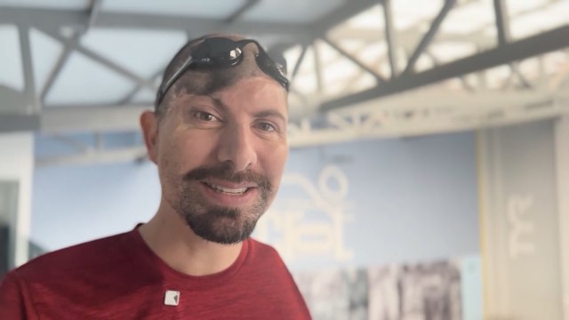 mqn-El tico que perdió sus brazos y ahora nada con esperanza hacia los Juegos Paralímpicos-100925