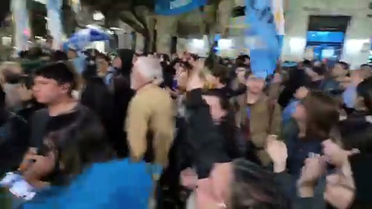 Crece la convocatoria en la casa de Cristina Fernández de Kirchner