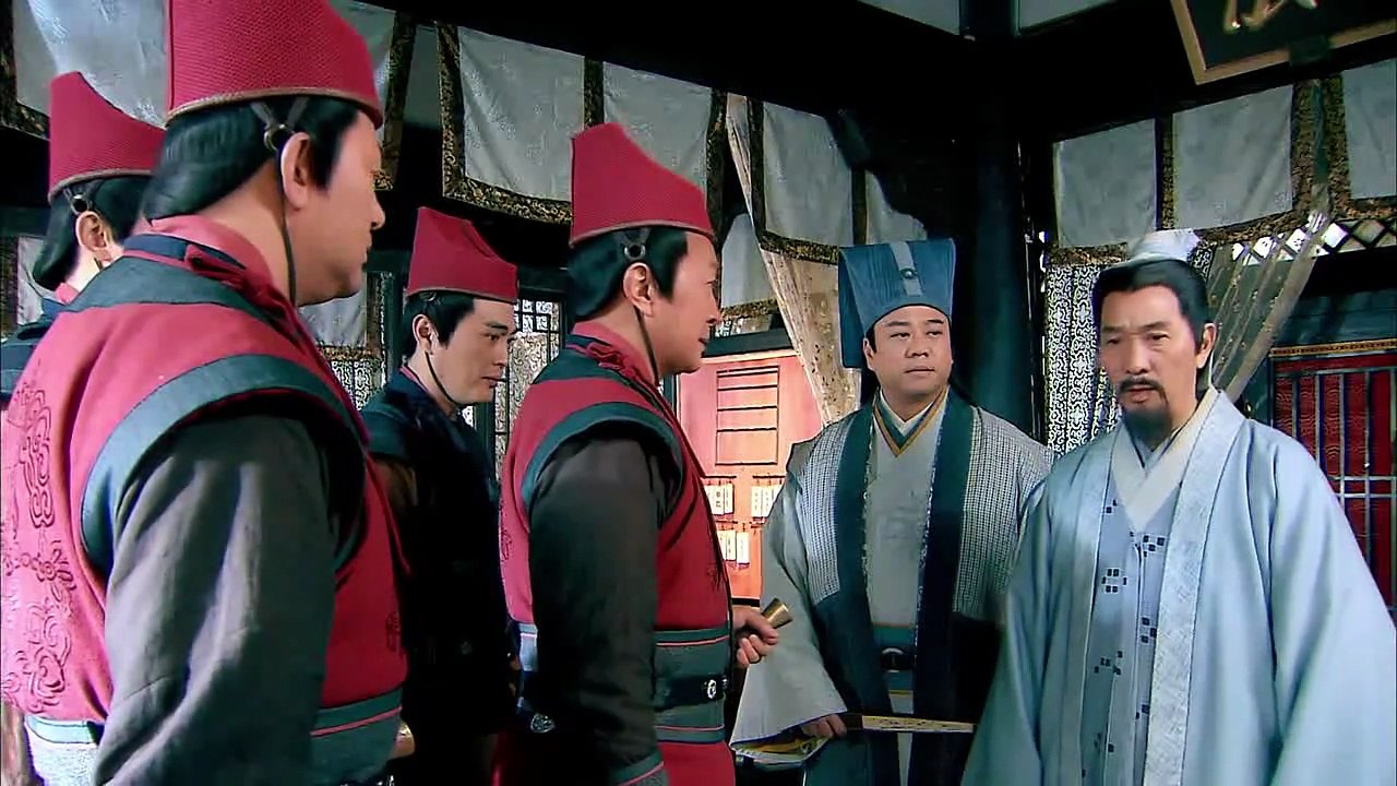 32 ĐỚI ĐAO NỮ BỔ KHOÁI - Knife Female Detective 2011