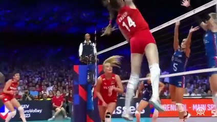 MSB'den A Milli Kadın Voleybol Takımına özel video klip