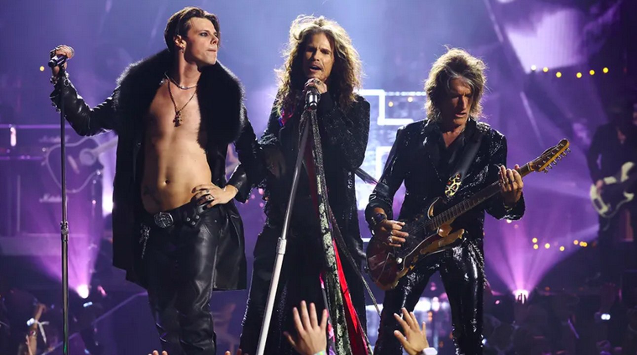 Ozzy Osbourne Tribute : Yungblud, Steven Tyler, Joe Perry, Nuno Bettencourt - 2025 VMAs