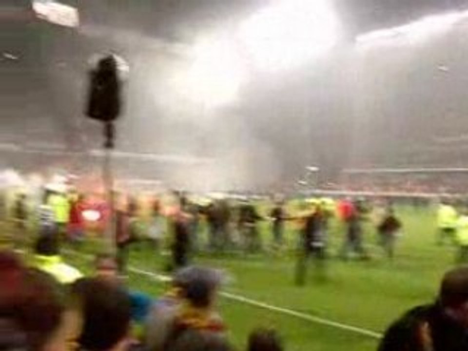 envahisement du terrain Lens - Bordeaux