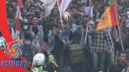 Sri Mulyani dipecat sebagai Menteri Kewangan Indonesia