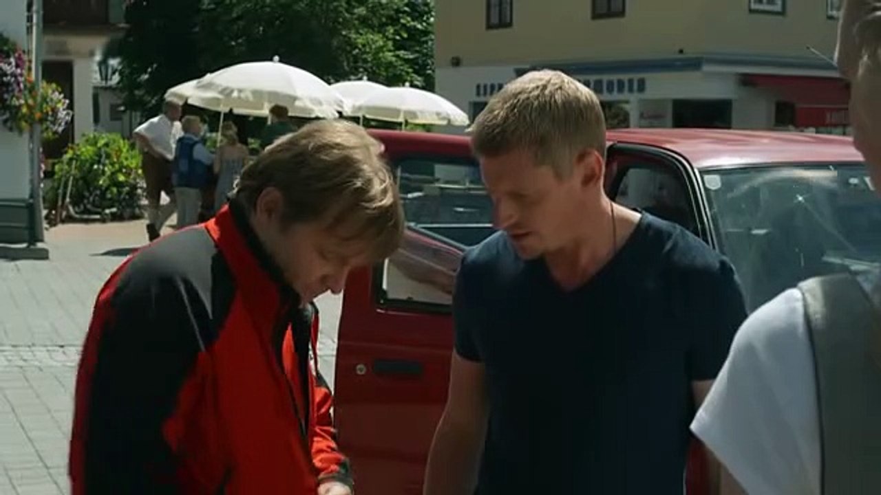 Die Bergwacht S02E06-Auf der Flucht