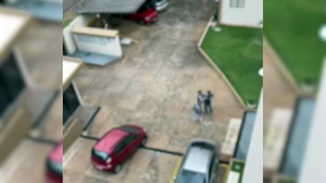 Vídeo mostra homem sendo agredido após supostamente urinar em muro de condomínio em Cascavel