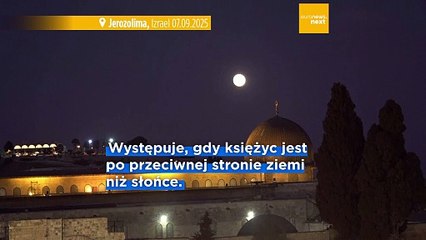 Krwawy Księżyc: pełne zaćmienie księżyca zachwyca obserwatorów