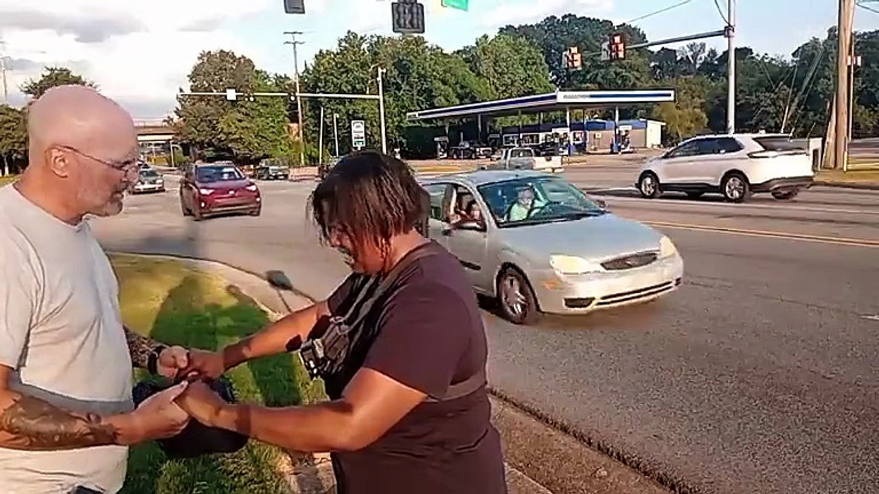 Preaching near Taco Bell 🔔 in Athens, Alabama #viral #video #tacobell