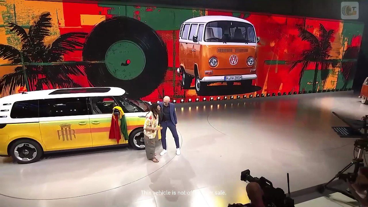 Weltpremiere: IAA 2025 VW T1 Samba E & ID. Buzz Unikat im Heritage Style