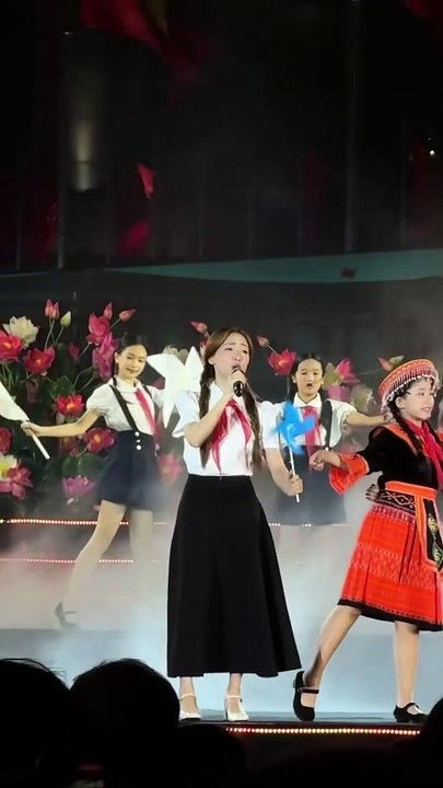 Ai Yêu Bác HCM Hòa Minzy